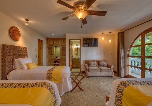 Hotel Buena Vista Chic_3 bed junior suite 22