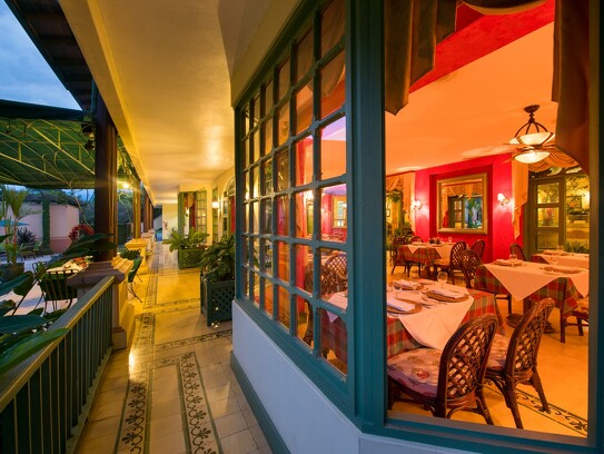 Casa Turire_Restaurant (3).jpg