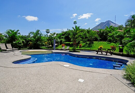 Arenal Volcano Inn_Piscine2