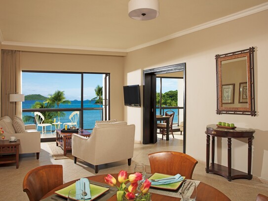 Dreams Playa Bonita Panama_Junior Suite Ocean View 2.jpg