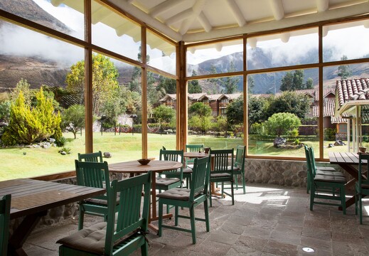 CA Premium Valle Sagrado_terraza-de-alma-bar-restaurante_27671339553_o