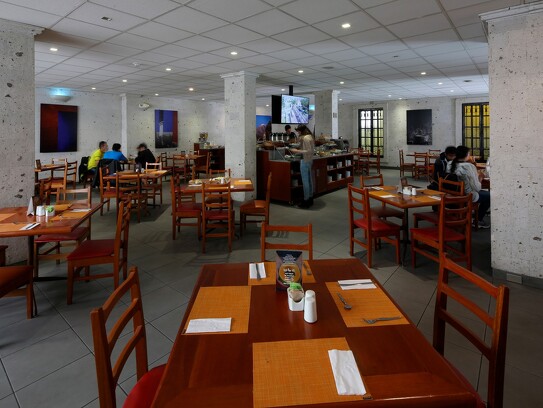 CA Standard Arequipa_sama-restaurante-caf_33447950754_o.jpg