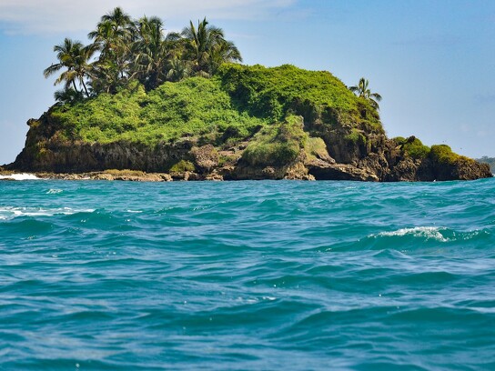 islita de Bocas del Toro Panama.jpg