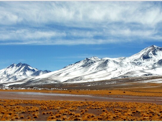 Montagnes au Chili par H. Bieser.jpg
