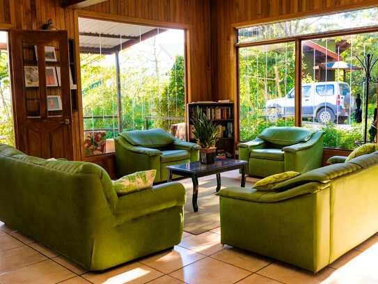 Cala Lodge  Salon (1).jpg