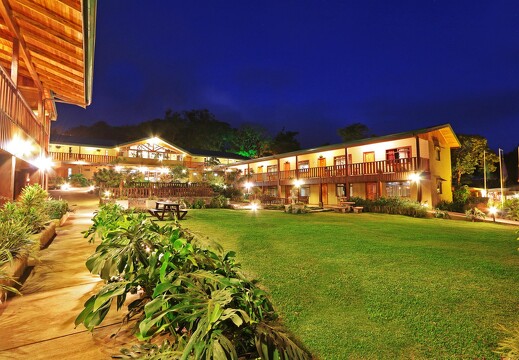 Monteverde Country Lodge -- exteriors 5