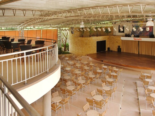 Salle de spectacle_Occidental-Tamarindo.jpeg