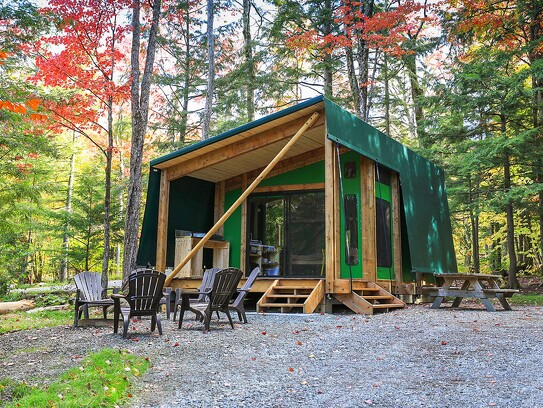 Séjours en chalet rustique ou tente en formule prêt-à-camper (4).jpg