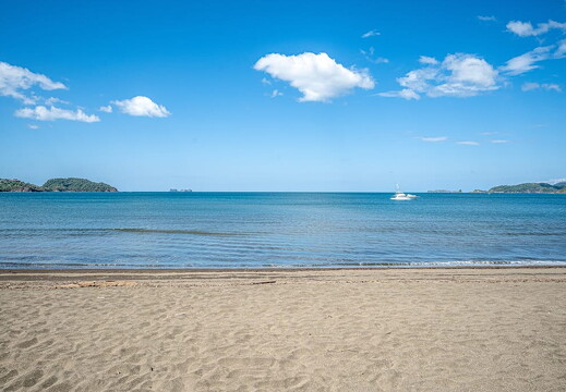 Family-villa-condo 3-rooms-8pax-Playa-Potrero (9)