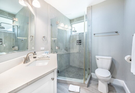 Family-villa-condo 3-rooms-8pax-Playa-Potrero (1)